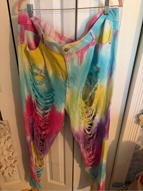 American Bazi Pastel Tie-Dye Shorts in Pink, Yellow, Blue